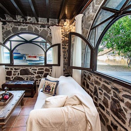 شقة Plousiadi΄S Stone House Skála المظهر الخارجي الصورة