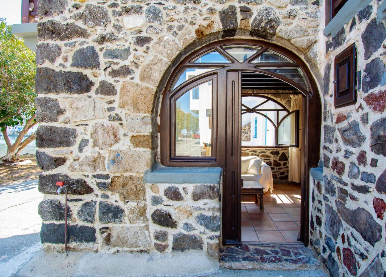 شقة Plousiadi΄S Stone House Skála المظهر الخارجي الصورة