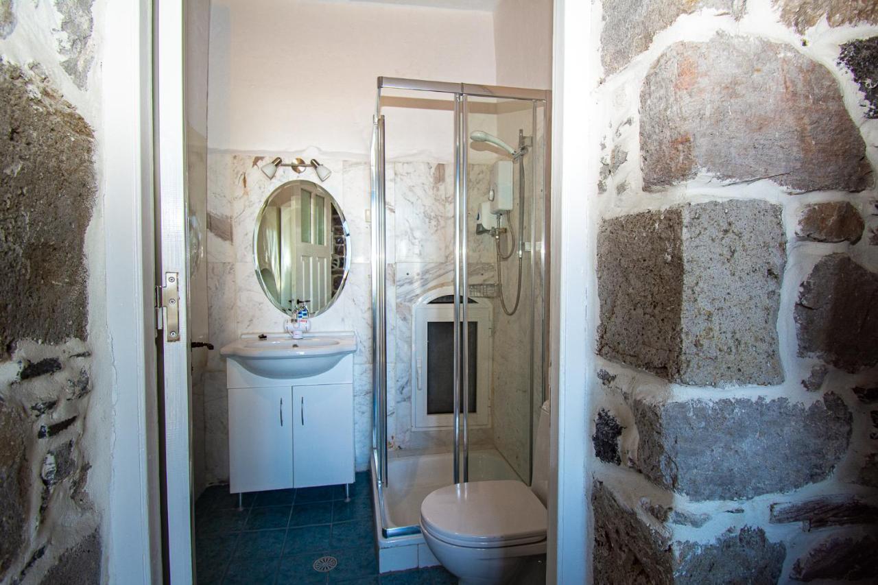 شقة Plousiadi΄S Stone House Skála المظهر الخارجي الصورة