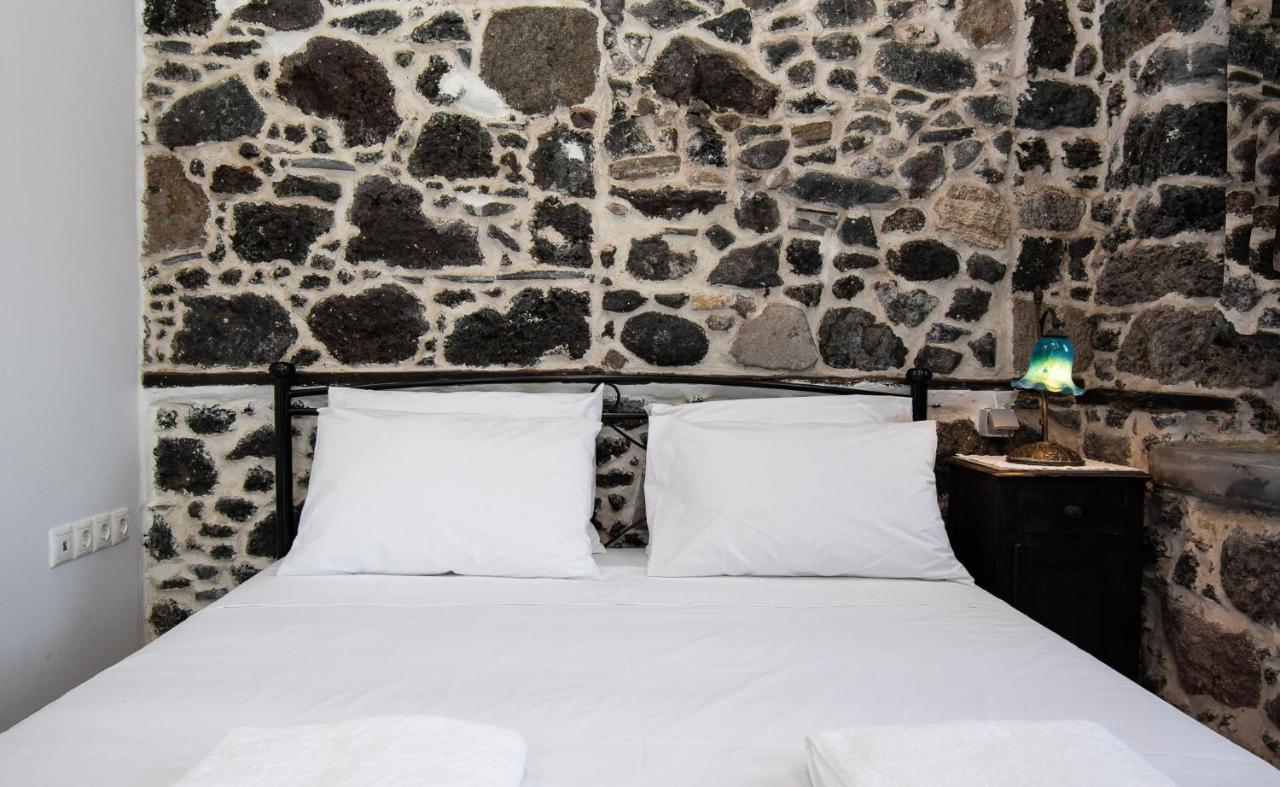 شقة Plousiadi΄S Stone House Skála المظهر الخارجي الصورة