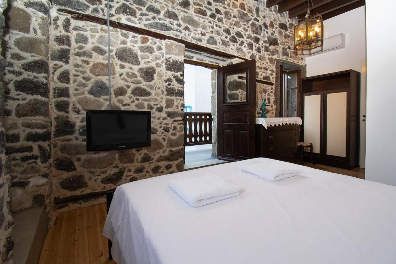 شقة Plousiadi΄S Stone House Skála المظهر الخارجي الصورة