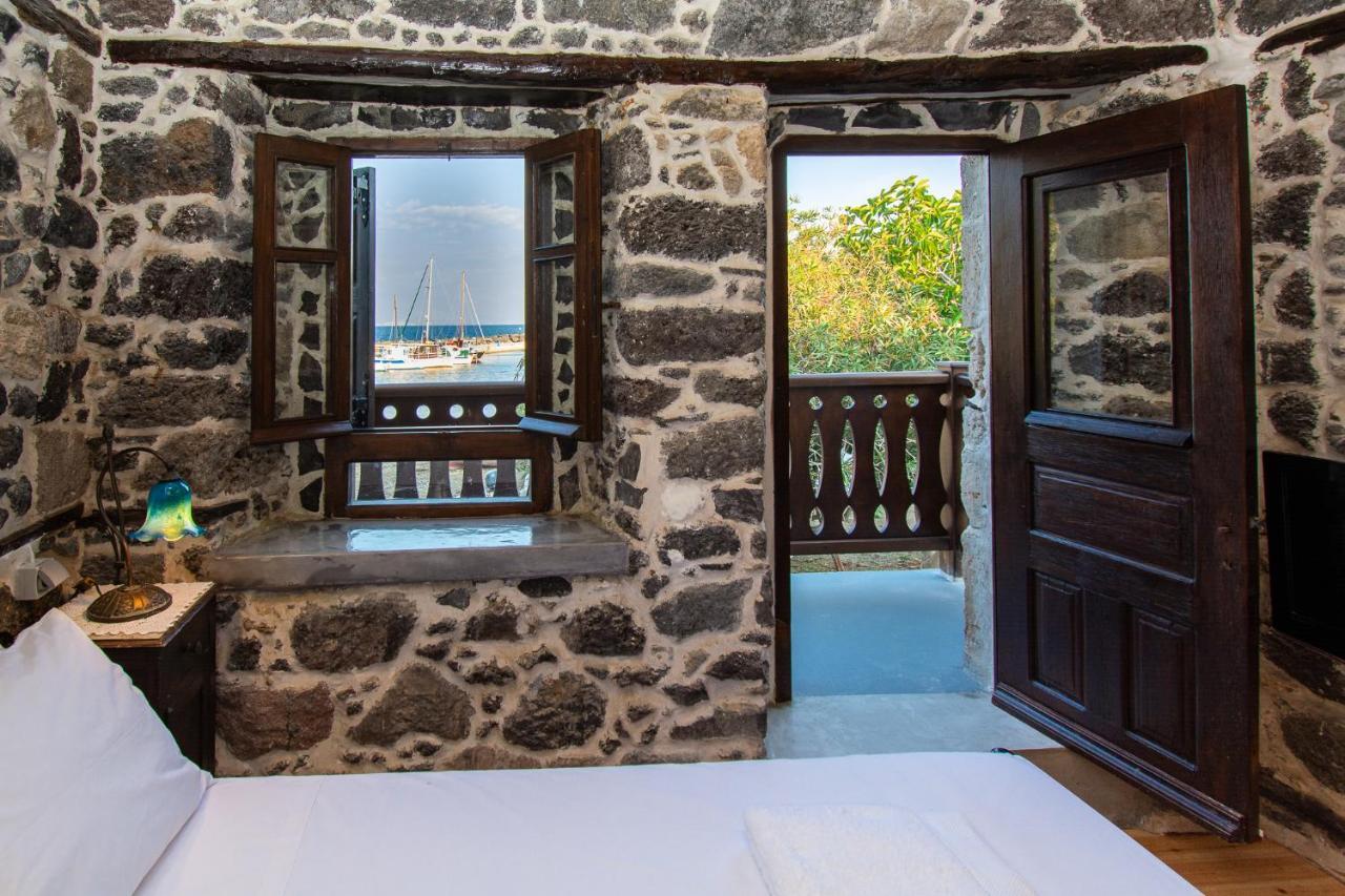 شقة Plousiadi΄S Stone House Skála المظهر الخارجي الصورة